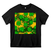 Black St. Patricks clover pattern digital paper Heavy Core Tee - BundleAndBundleShop