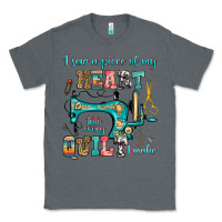 Charcoal Heather i sew a piece of my heart into every quilt i make Classic Tee - RanaPortraitStore
