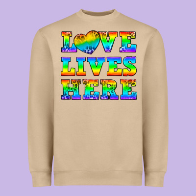 Western Love Lives Here Heavyweight Sweatshirt Designed By Bundleandbundleshop