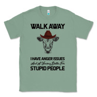 Sage trusting people turned me into the heifer i am tod  black Classic Tee - Bettercallsaul