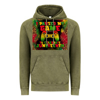 Vintage Olive i paused my game Vintage Hoodie - TumblerDesignByShophia