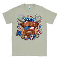 Matcha moo rica highland cow Classic Tee - RanaPortraitStore