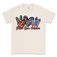 Natural peace love freedom Classic Tee - RacoonDesign