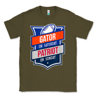 Army Green retro gator on saturday patriot on sunday gainesville gift Classic Tee - lanVoArt