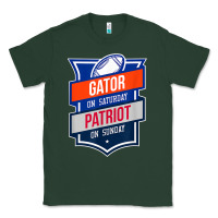 Sports Green retro gator on saturday patriot on sunday gainesville gift Classic Tee - lanVoArt