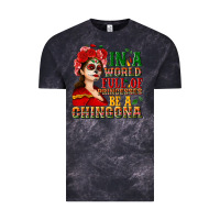 Cloud Black In a world full of princesses be a chingona Vintage Tee - NancyCooperArtShop