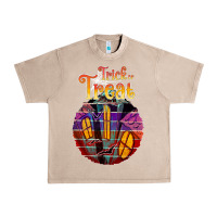 French Oak trick treat black Urban Heavy Tee - JahusDesignShop