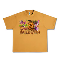 Peanut Butter Just a girl who loves Halloween Urban Heavy Tee - NancyCooperArtShop