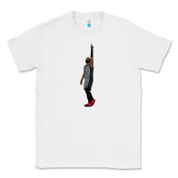 White kyrie irving pointing up Classic Tee - tuanDangUi