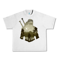 Lunar Rock the witcher geralt hero sword companion minima list illusion art Urban Heavy Tee - tuanDangUi