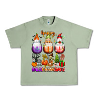 Oil Green Happy Hallothanksmas wine glasses and gnomes Urban Heavy Tee - texasbilliewilder