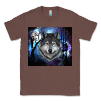 Chestnut wolf and full moon Classic Tee - RanaPortraitStore