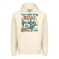 Sandshell i sew a piece of my heart into every quilt i make Premium Hoodie - RanaPortraitStore