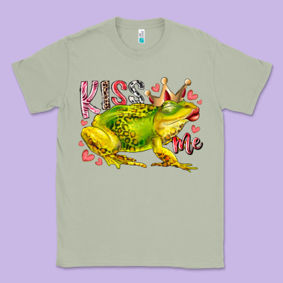 Kiss Me Frog Classic Tee Designed By Racoondesign