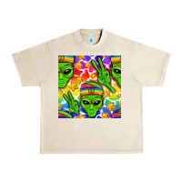 Sandshell Pride LGBTQ+ aliens and stars with rainbow Urban Heavy Tee - NancyCooperArtShop