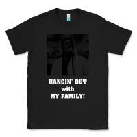 Black hangin' out with my family (birdemic) Classic Tee - tuanDangUi