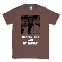 Chestnut hangin' out with my family (birdemic) Classic Tee - tuanDangUi