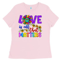 Bubblegum Pink Love İs All That Matters Ladies Tee - BundleAndBundleShop