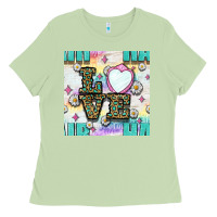 Matcha Leopard Love Hair And Mirror With Daisy Seamless Pattern Bbs Ladies Tee - BundleAndBundleShop