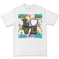 White Leopard Love Hair And Mirror With Daisy Seamless Pattern Bbs Premium Tee - BundleAndBundleShop