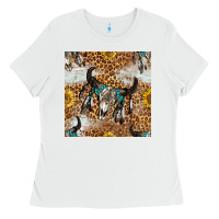 White Western Bull Skull And Sunflowers With Leopard Seamless Pattern Ladies Tee - BundleAndBundleShop
