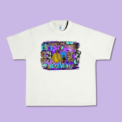 It's Spooky Season Urban Heavy Tee Designed By Jahusdesignshop