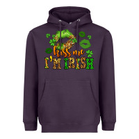 Plum kiss me im irish st patricks lip stain Heavyweight Hoodie - LillyAllenDesigns