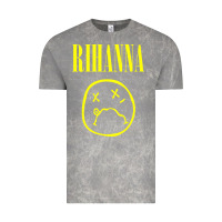 Cloud Rock Grunge Rihanna Vintage Tee - PixelWave