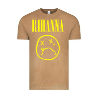 Grunge Rihanna Vintage Tee | Teevron