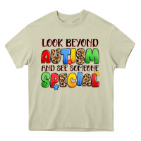 Mossy look beyond autism and see someone special Heavy Core Tee - JahusDesignShop