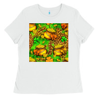 White St. Patrick's pot of gold seamless pattern Ladies Tee - BundleAndBundleShop