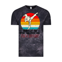 Cloud Black karate girl kick Vintage Tee - artisFamous