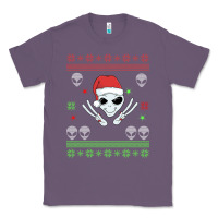 Lavender alien ugly christmas Classic Tee - Bettercallsaul