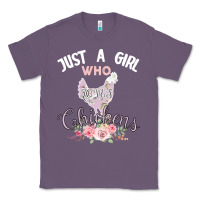 Lavender Just a girl who loves chickens Classic Tee - Bettercallsaul