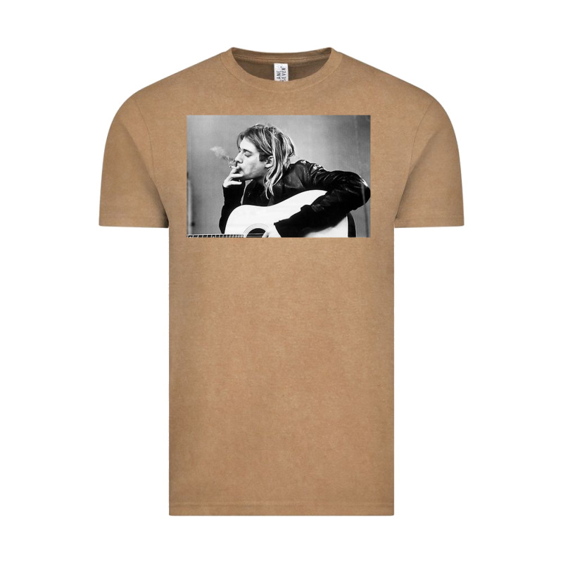 Kurt Smoking Vintage Tee by linhVisuals | Teevron