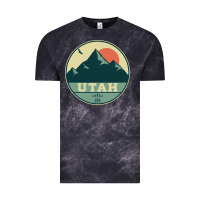 Cloud Black utah retro mountain badge Vintage Tee - linhVisuals