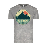Cloud Rock utah retro mountain badge Vintage Tee - linhVisuals