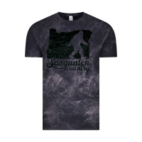 Cloud Black sasquatch country   sasquatch Vintage Tee - linhVisuals