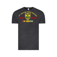 Vintage Black 18th military police brigade vietnam veteran veterans day Vintage Tee - linhVisuals