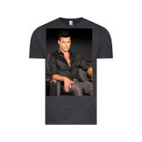 Vintage Black who is ricky martin playing in ameri Vintage Tee - linhVisuals