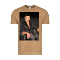 Vintage Camel who is ricky martin playing in ameri Vintage Tee - linhVisuals