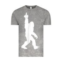 Cloud Rock funny bigfoot middle finger for squatch believers t shirt Vintage Tee - linhVisuals