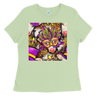 Matcha Mardi Gras cow with carnival mask seamless pattern Ladies Tee - BundleAndBundleShop