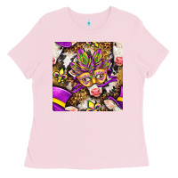 Bubblegum Pink Mardi Gras cow with carnival mask seamless pattern Ladies Tee - BundleAndBundleShop