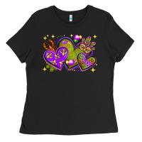 Black Mardi Gras Hearts Ladies Tee - BundleAndBundleShop