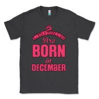 Smoke LEGENDS ARE BORN İN DECEMBER Classic Tee - Bettercallsaul