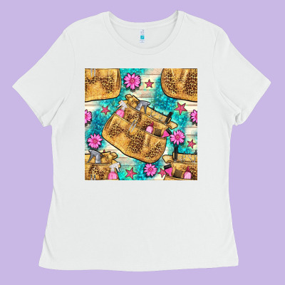 Hairdresser Apron And Flowers With Turquoise Glitter Seamless Pattern  Ladies Tee Designed By Bundleandbundleshop