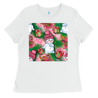 White cute snowman and gift box with leopard seamless pattern bbs Ladies Tee - BundleAndBundleShop