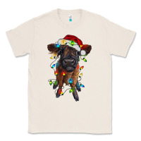 Natural highland cow calf with christmas lights Classic Tee - RanaPortraitStore
