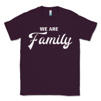 Plum We Are Family (Family / Father / Mother / Children) Classic Tee - Bettercallsaul